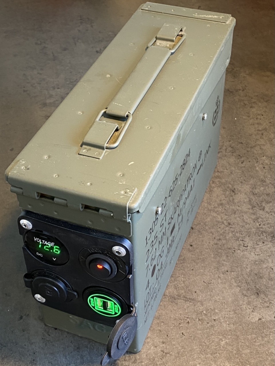Solar Battery in an ammobox - Project 2021